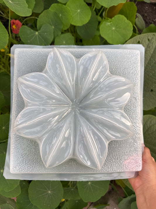 Flower mold, Gelatin mold,  dessert table