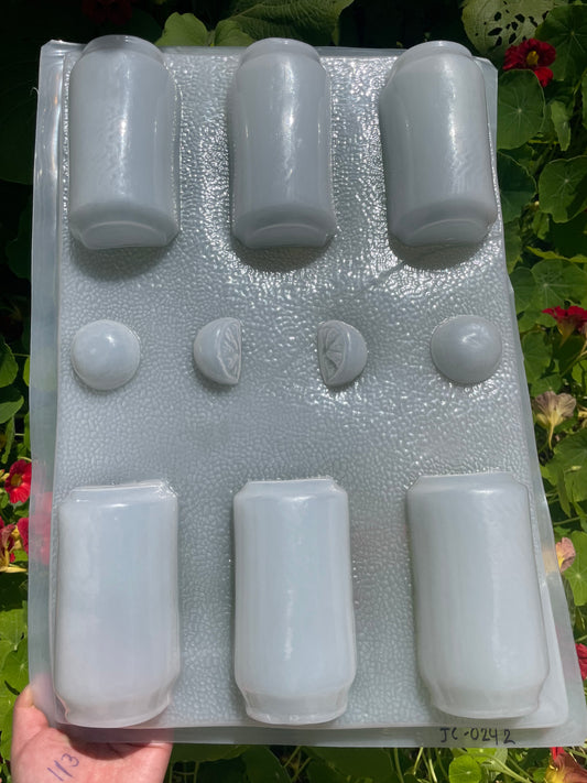 Beer mold, gelatina mold, dessert table, beer and limes mold